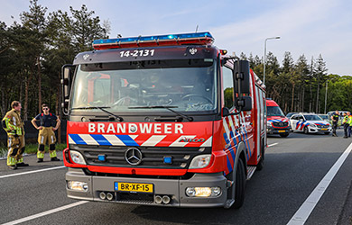 Brand aan de BRT-06 BR afval Bovenpolderpad in Rotterdam