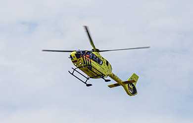 Traumaheli ingezet na ongeval op Papaverweg in Amsterdam