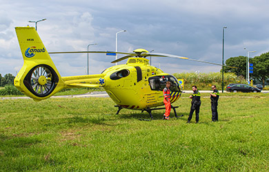 Traumaheli opgeroepen naar Gordelweg in Rotterdam